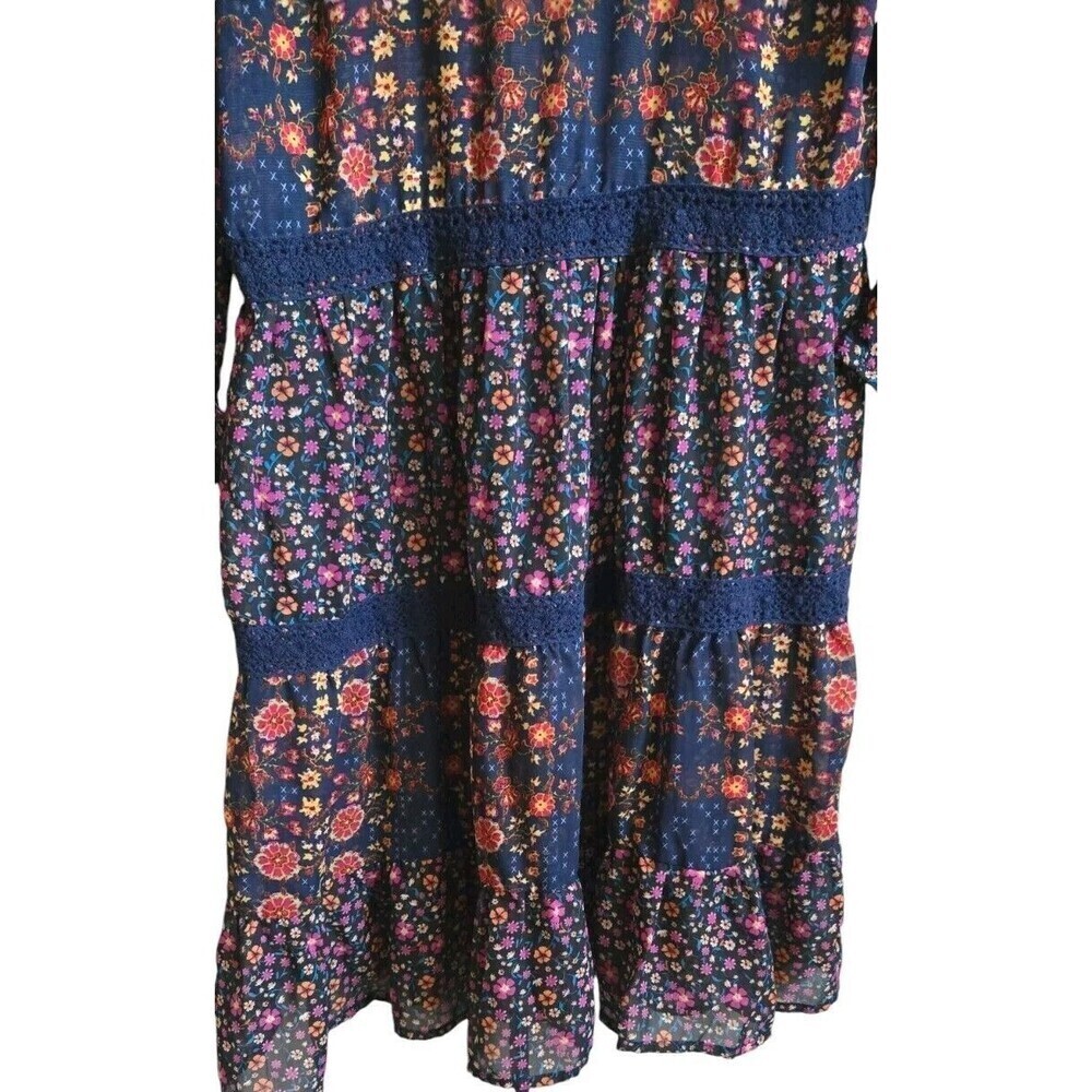 Band Of Gypsies Blouse Womens XS Mixed Floral Print Semi-Sheer Bell Sleeves - Picture 4 of 7